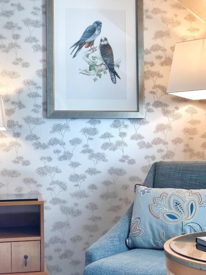 Junior Turret Suite,1198625560:JPEG
