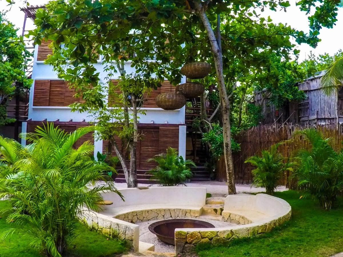 King Room Garden View