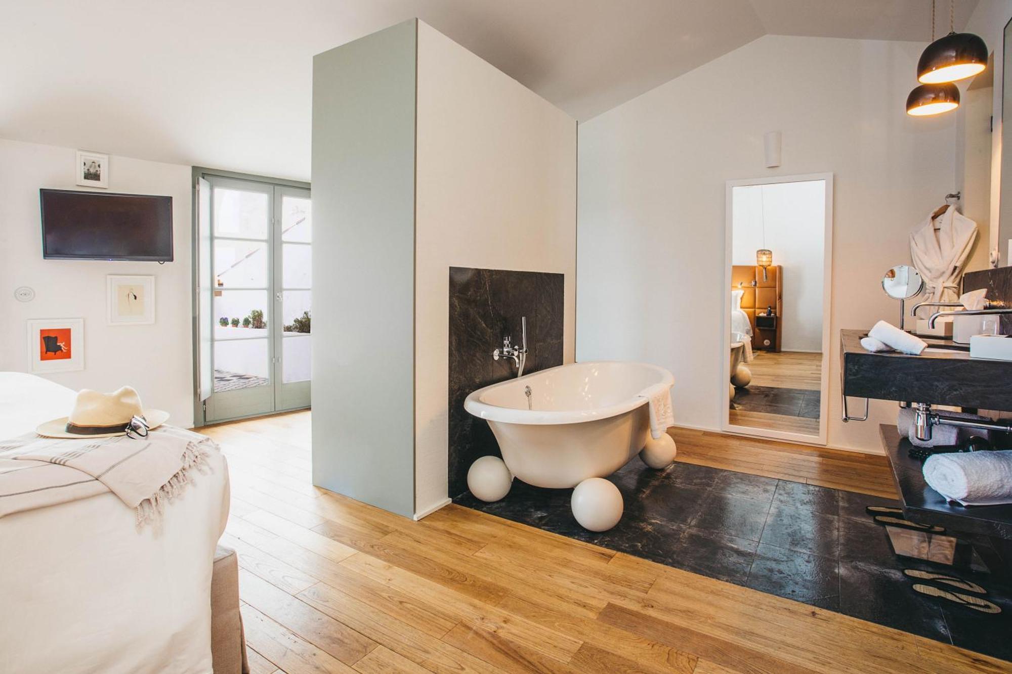 Suite con terraza y acceso al spa