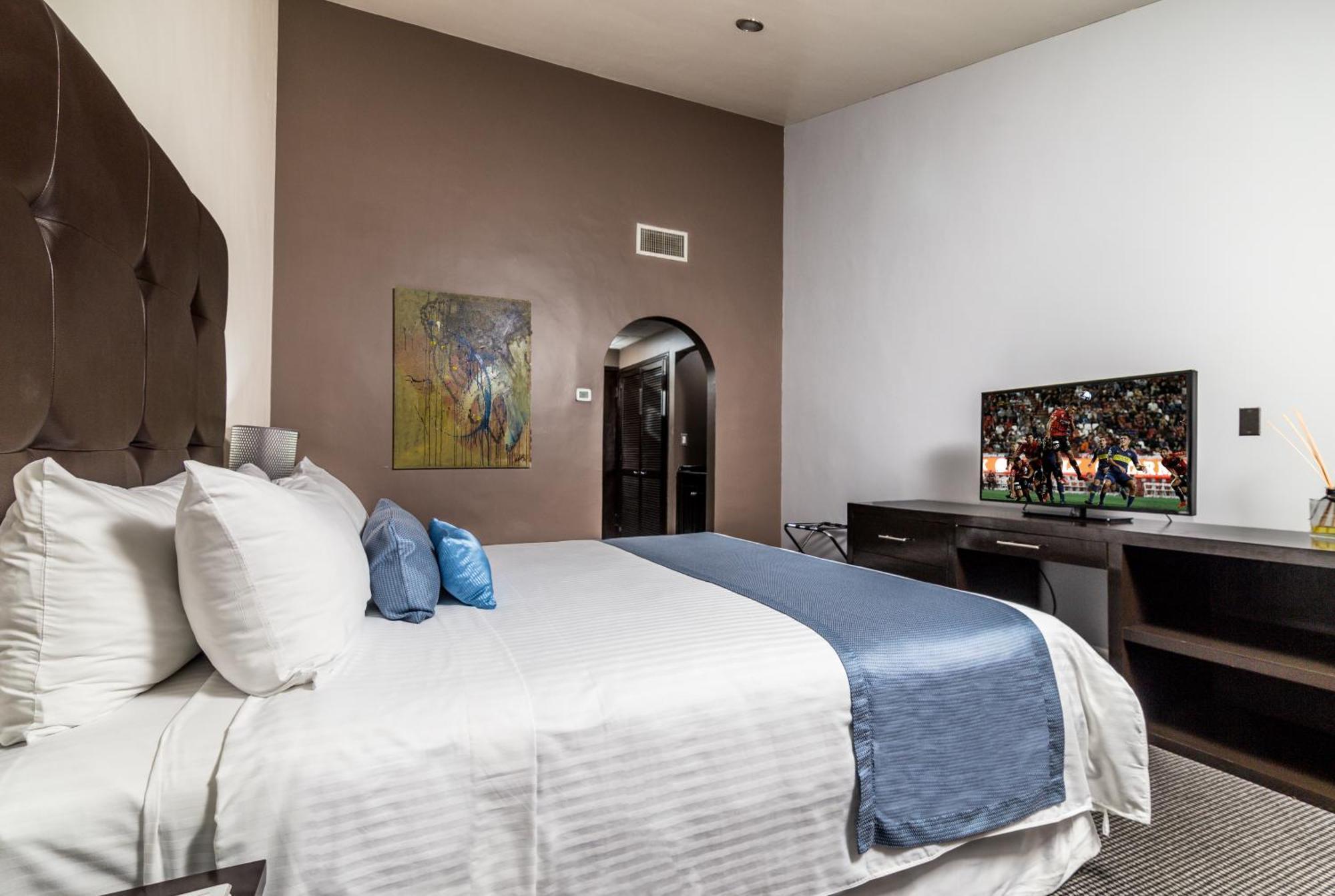 Standard King Room