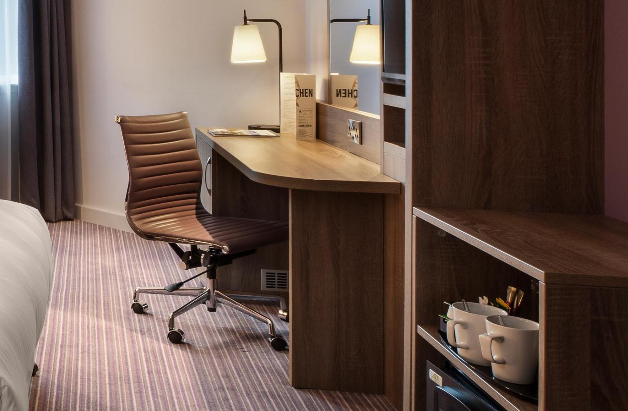 Chambre pour Personnes à Mobilité Réduite avec Lit King-Size