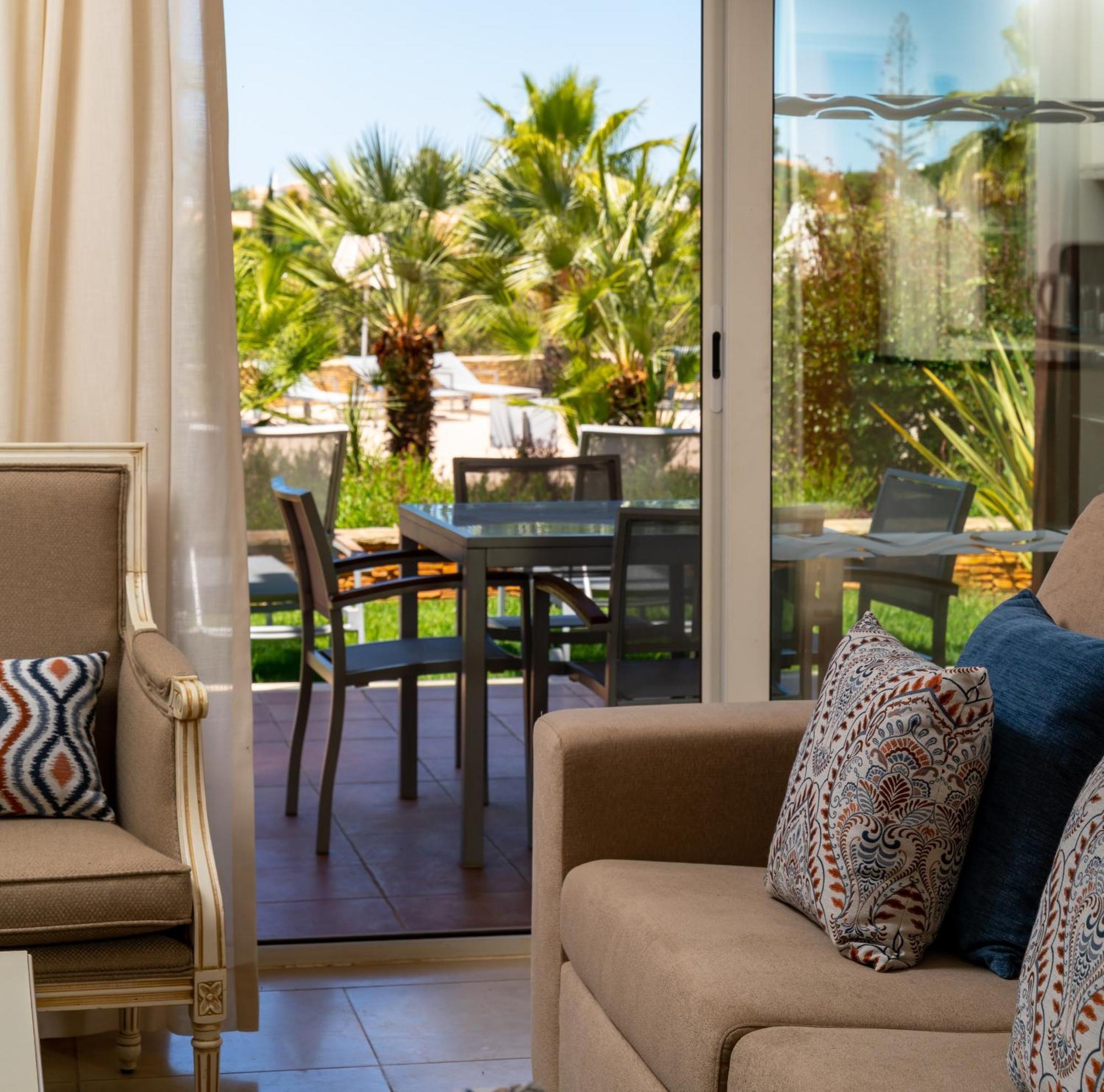 Three-Bedroom Luxury Townhouse,1274509885:JPEG