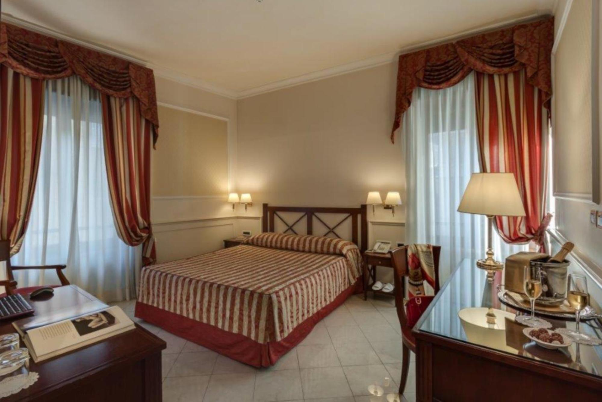 Camera Matrimoniale Deluxe con 1 Letto Supplementare