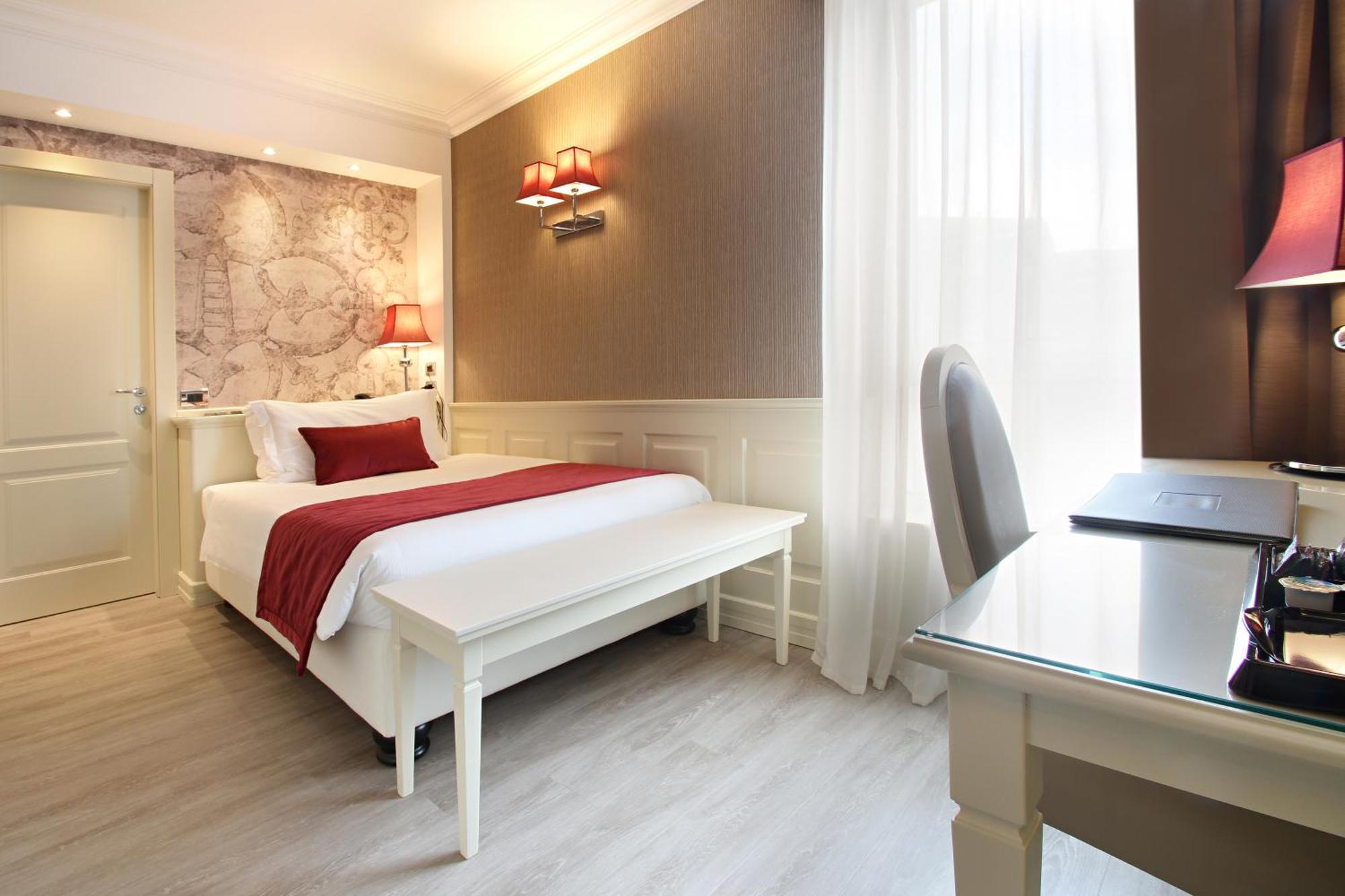 Deluxe Single Room,1588037628:JPEG