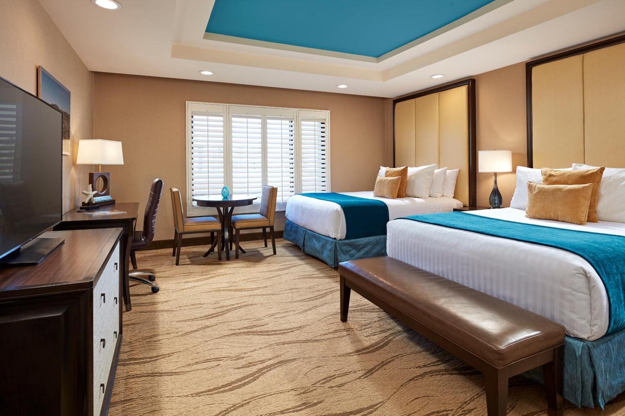 Superior Two Queen Room