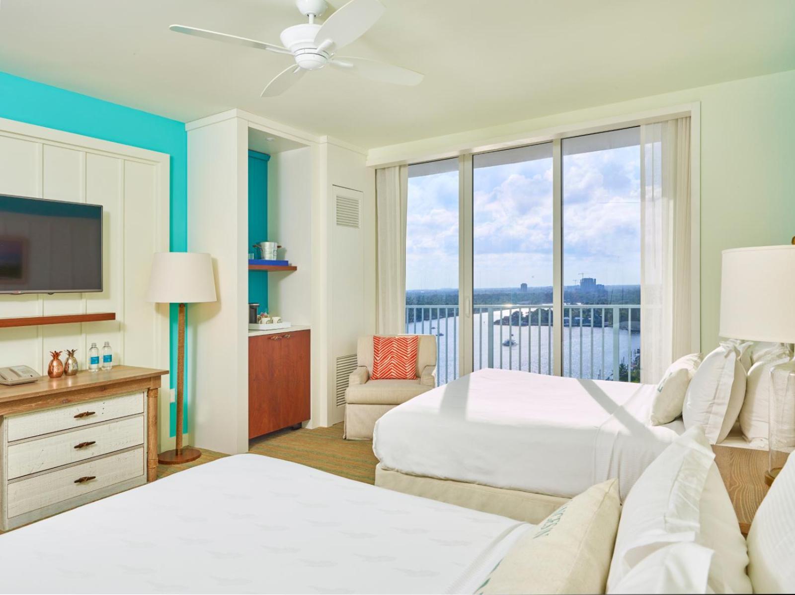 Quarto Queen Sunset com 2 Camas Queen-size e Vista Intracostal