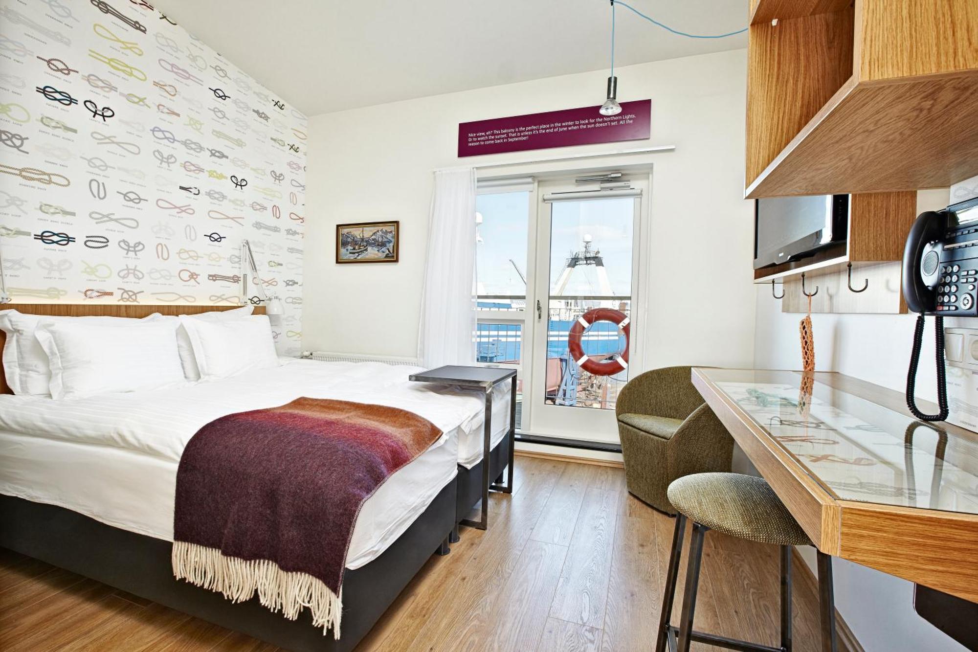 Doppelzimmer mit Balkon