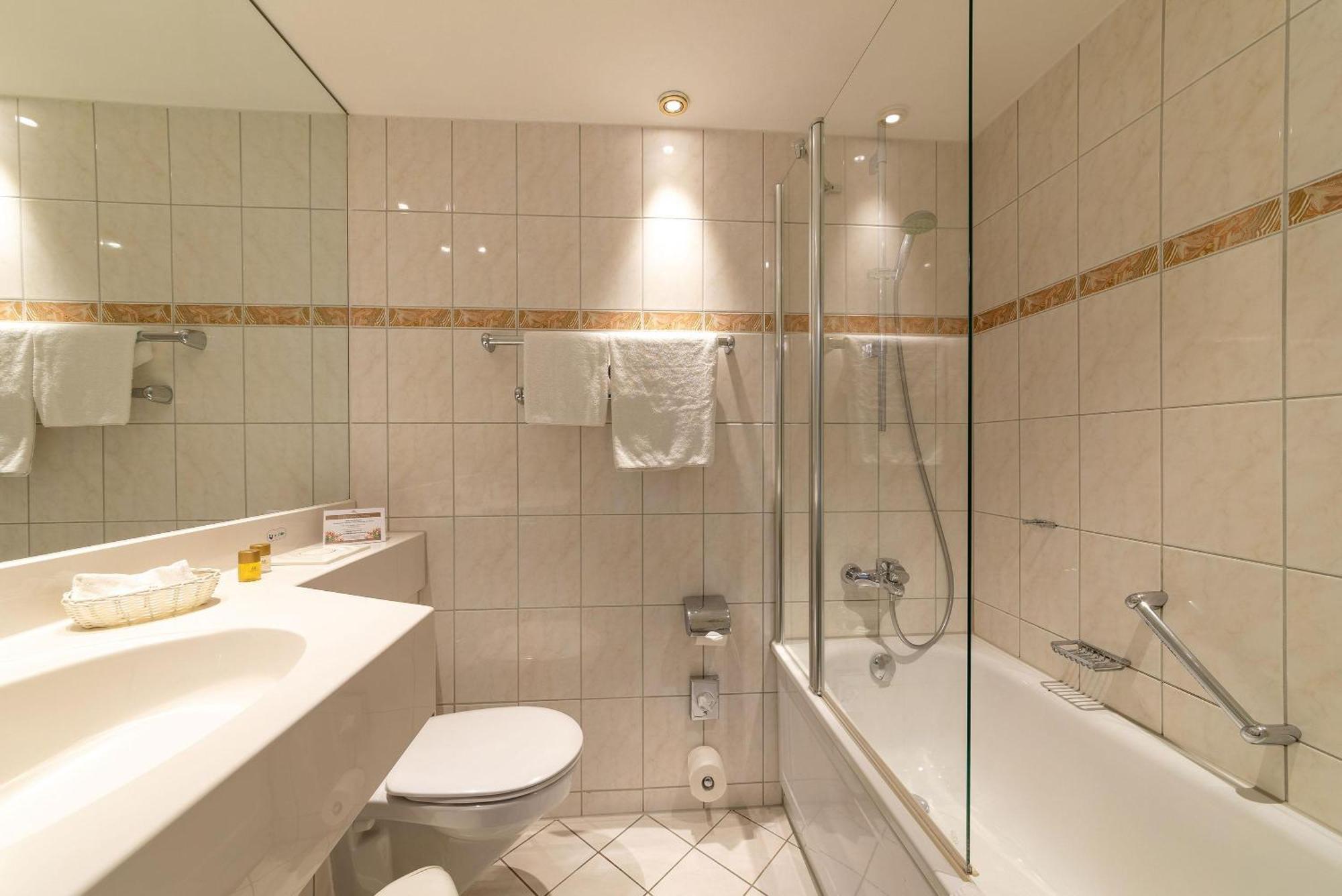 Superior Doppelzimmer mit Balkon und Meerblick
