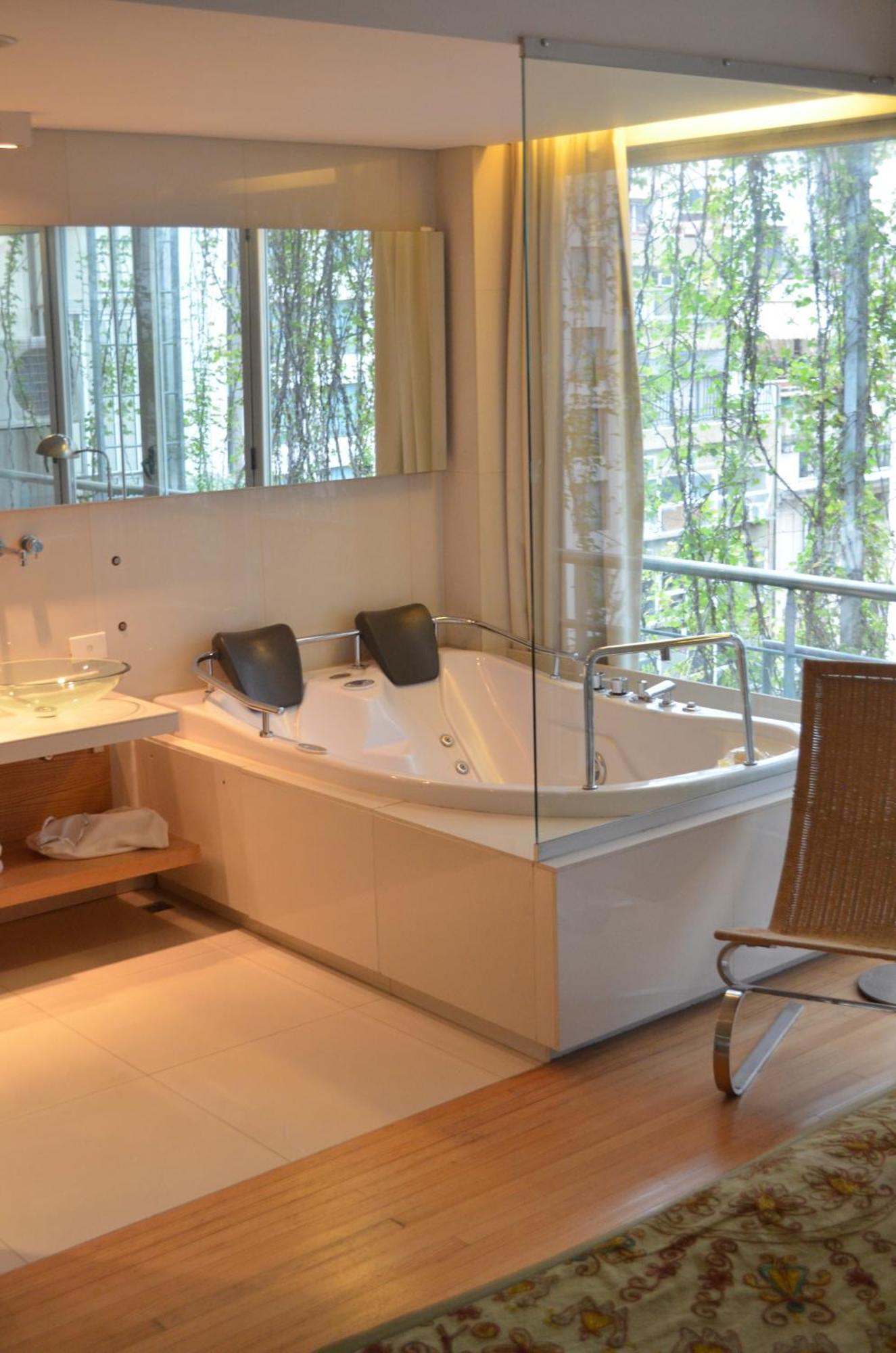 Quarto Triplo Superior