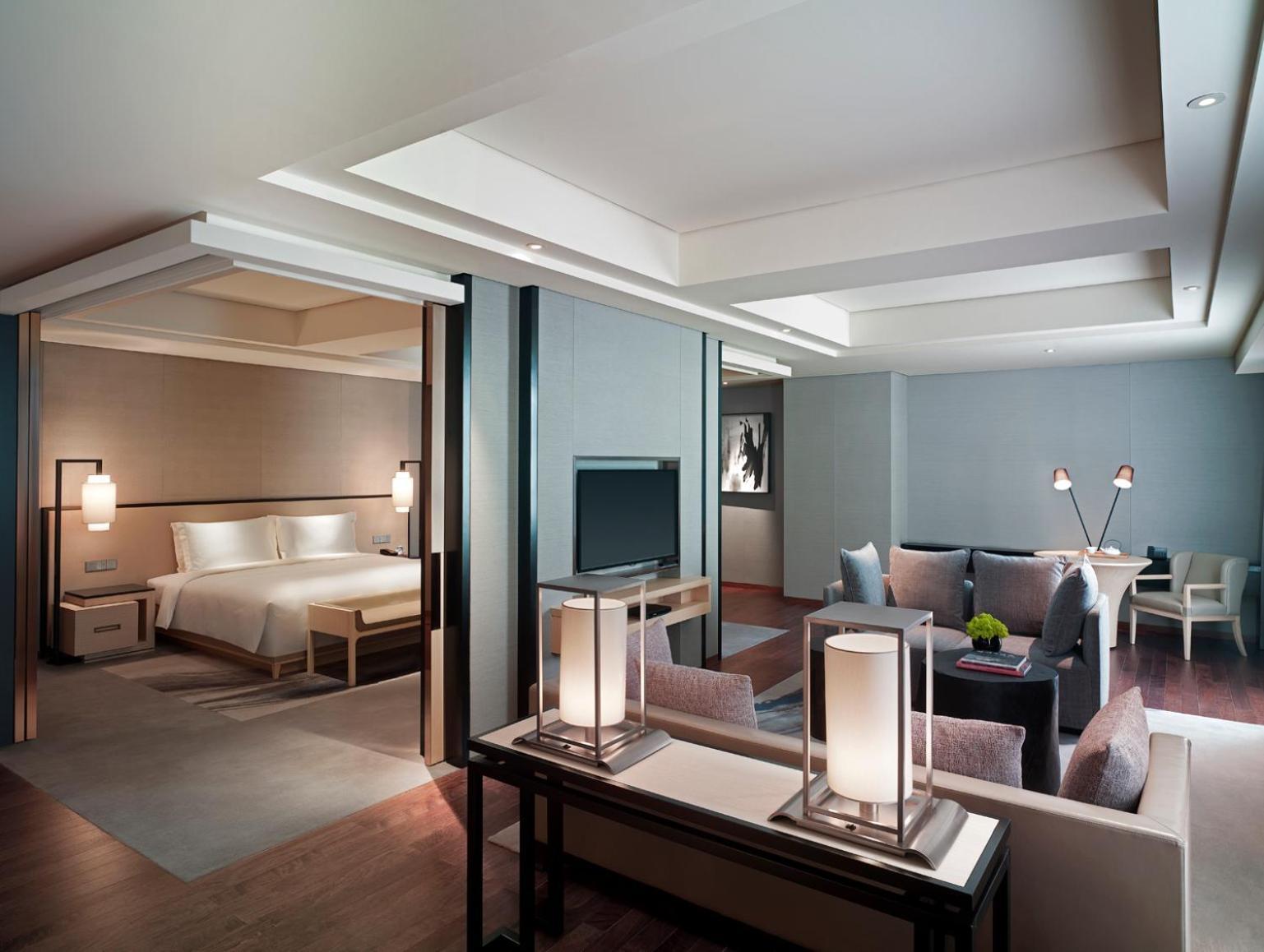 Premier Room King