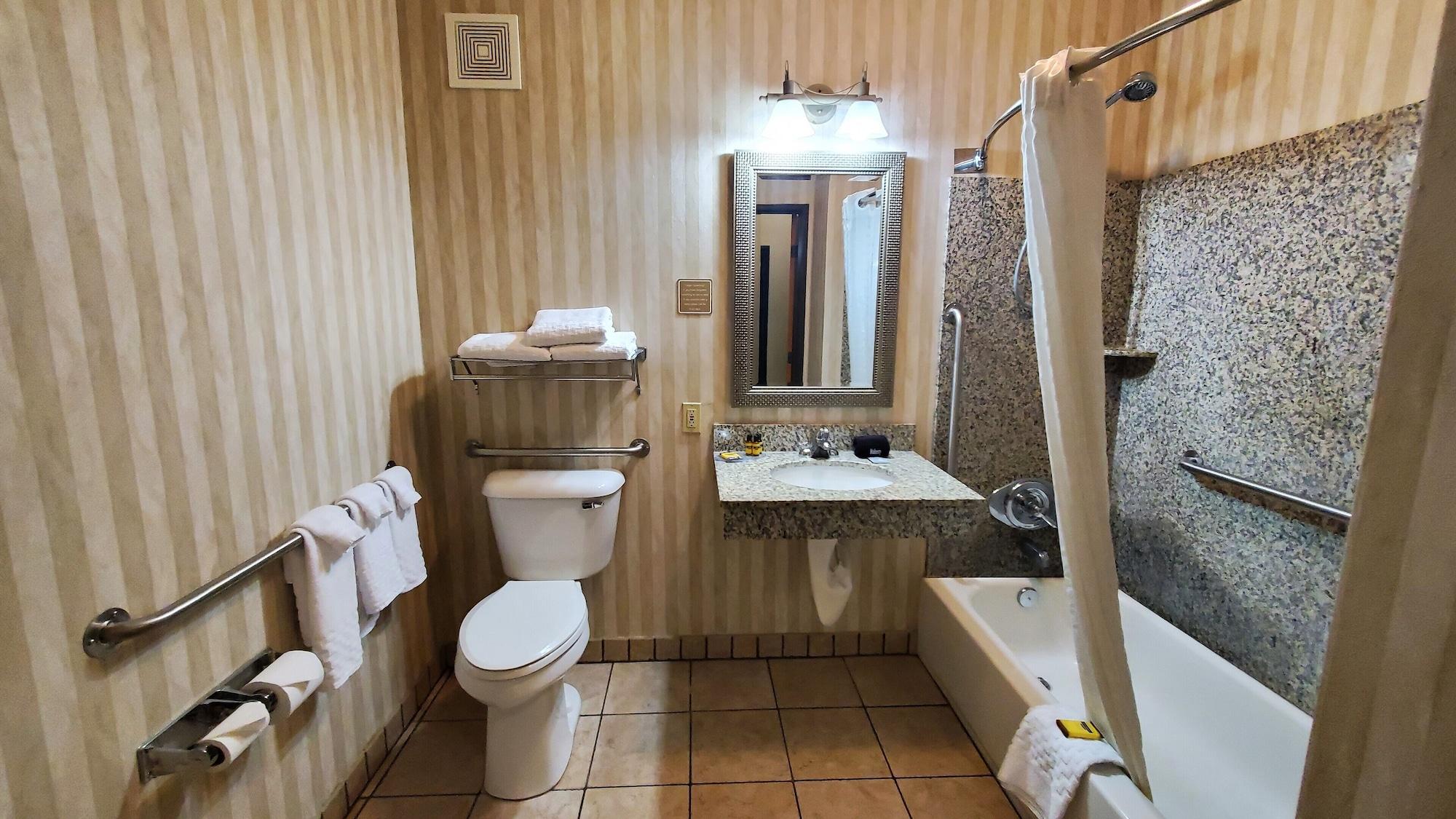 Mini Suite Two Queen Beds Disability Access or Non-Smoking
