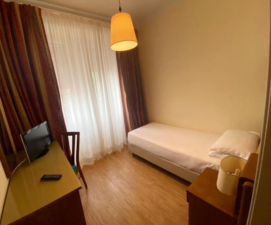 Single Room,656757726:JPEG