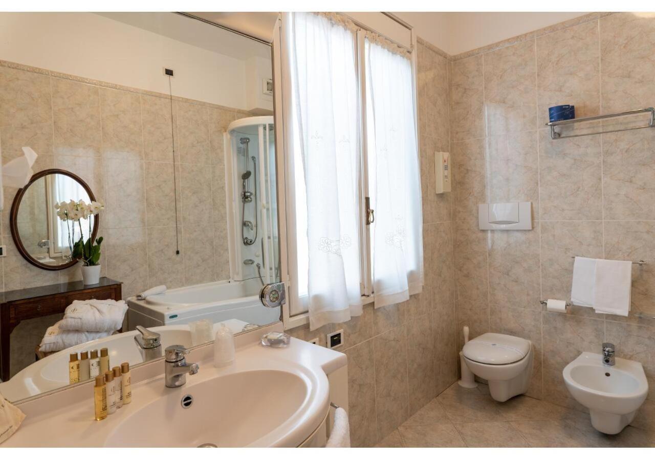 Junior Suite,1216306660:JPEG