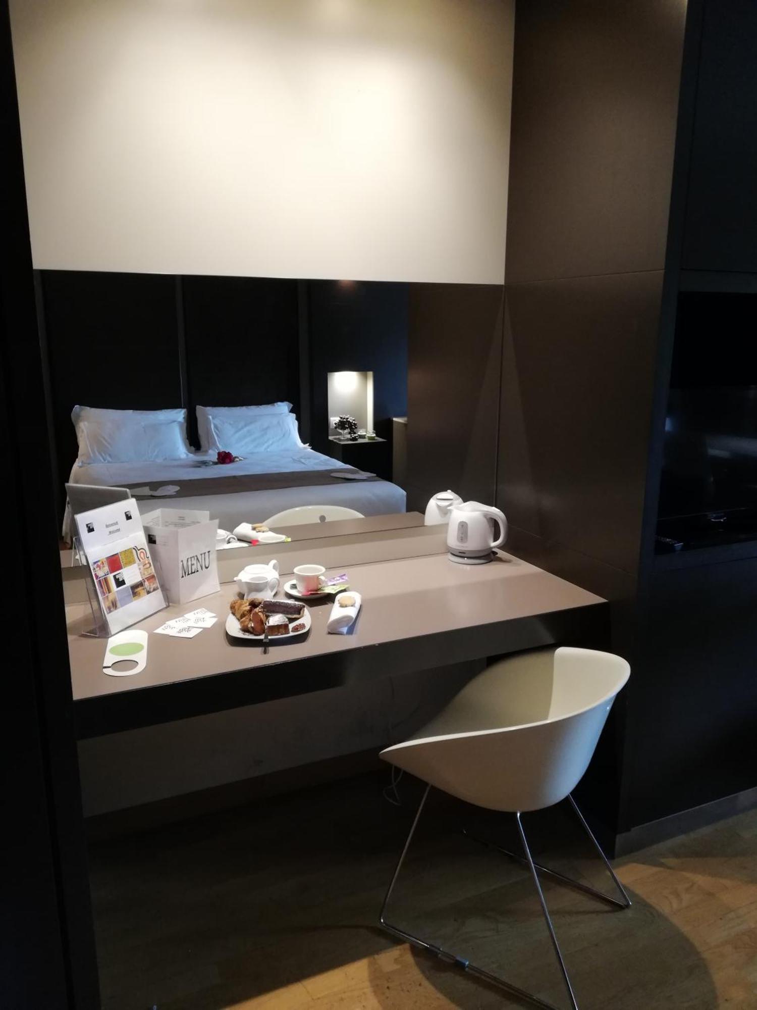 Double Room,1669814121:JPEG