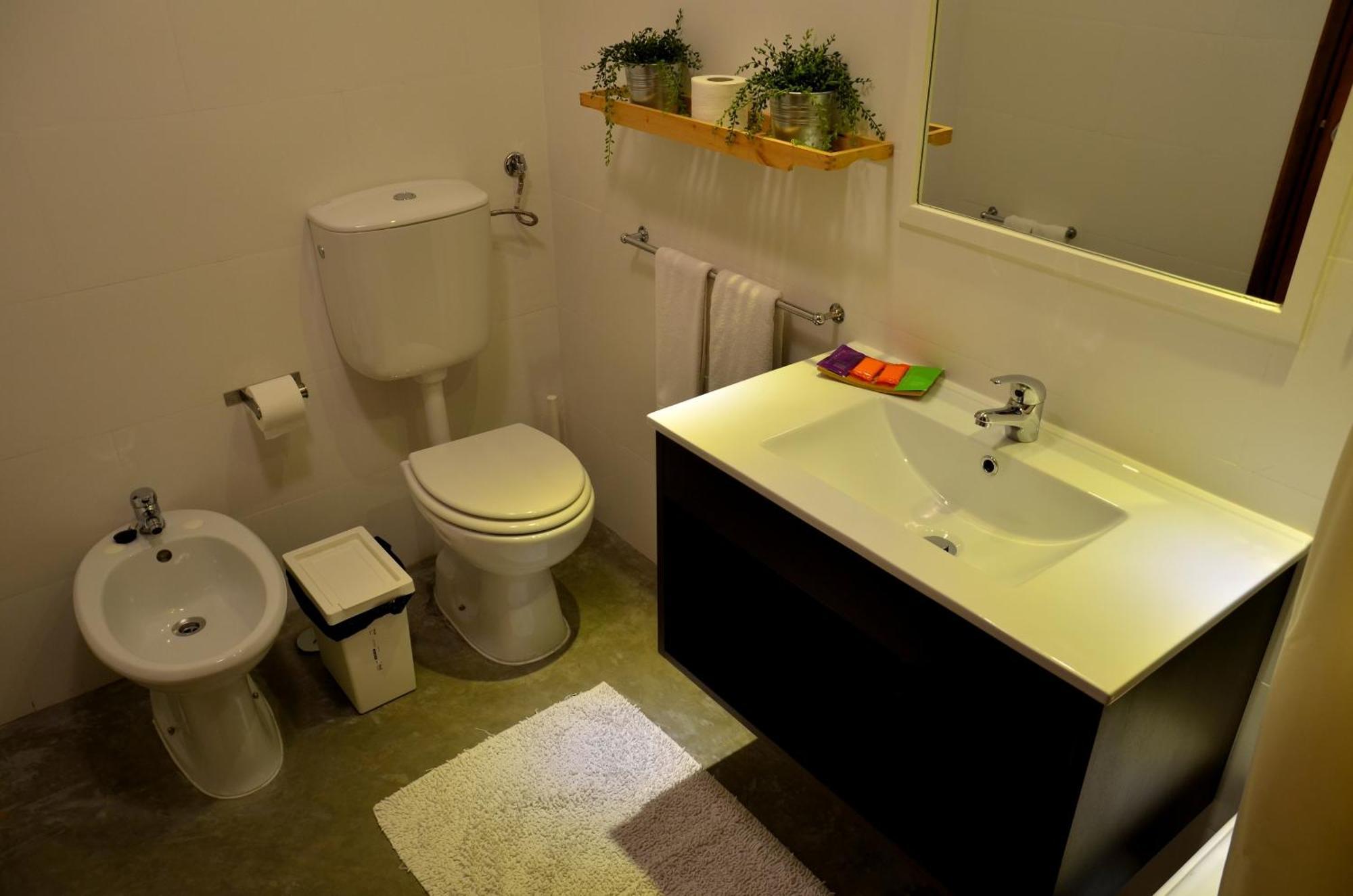 Quarto Twin com Vista Piscina