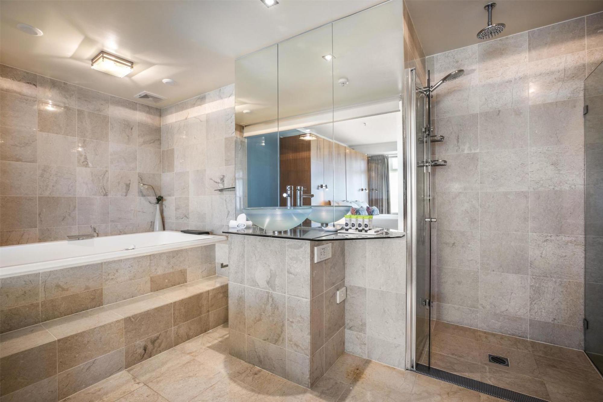 Premium King Room with Spa Bath