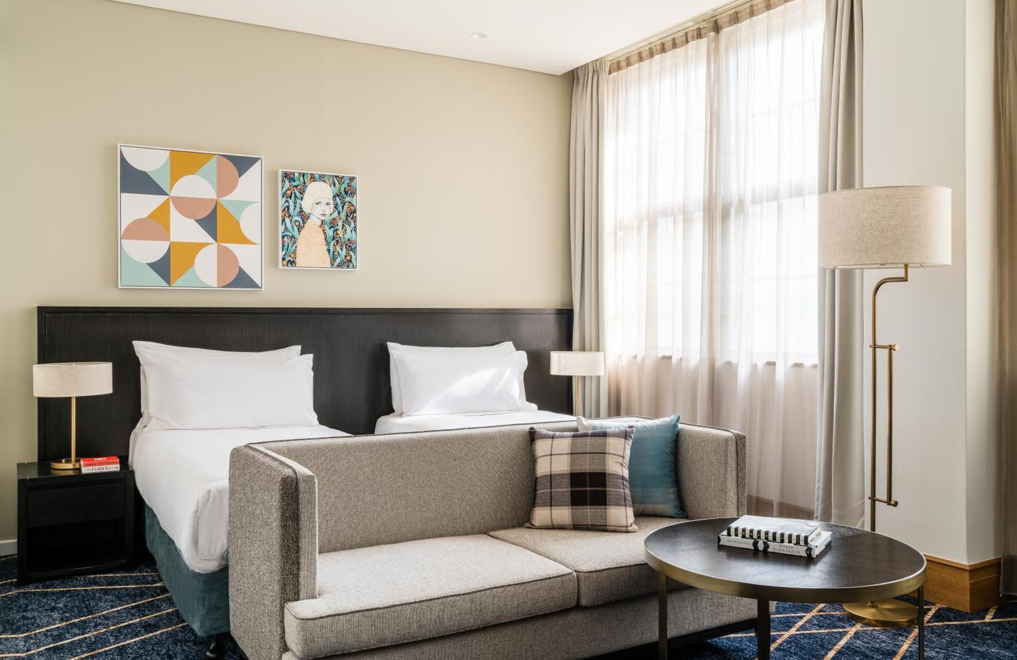 Essential Twin Room