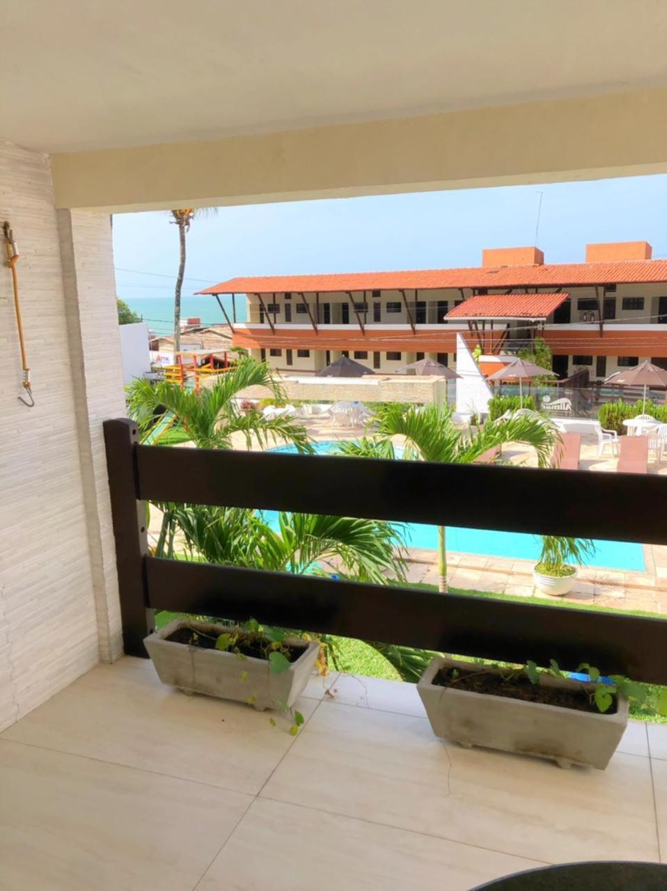 Apartamento com Vista da Piscina