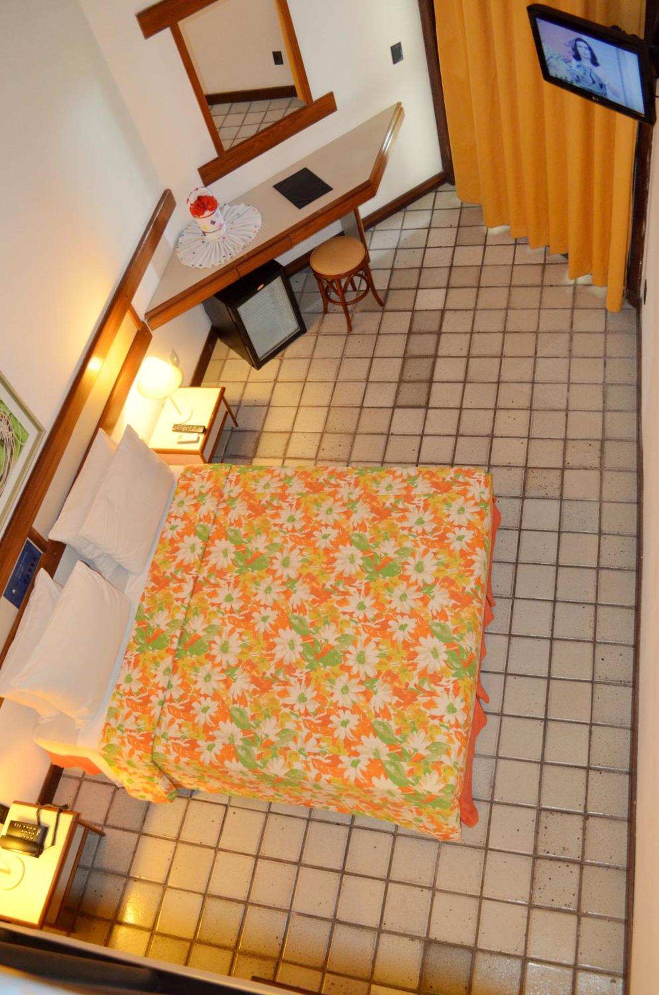 Quarto Família com Vista do Mar