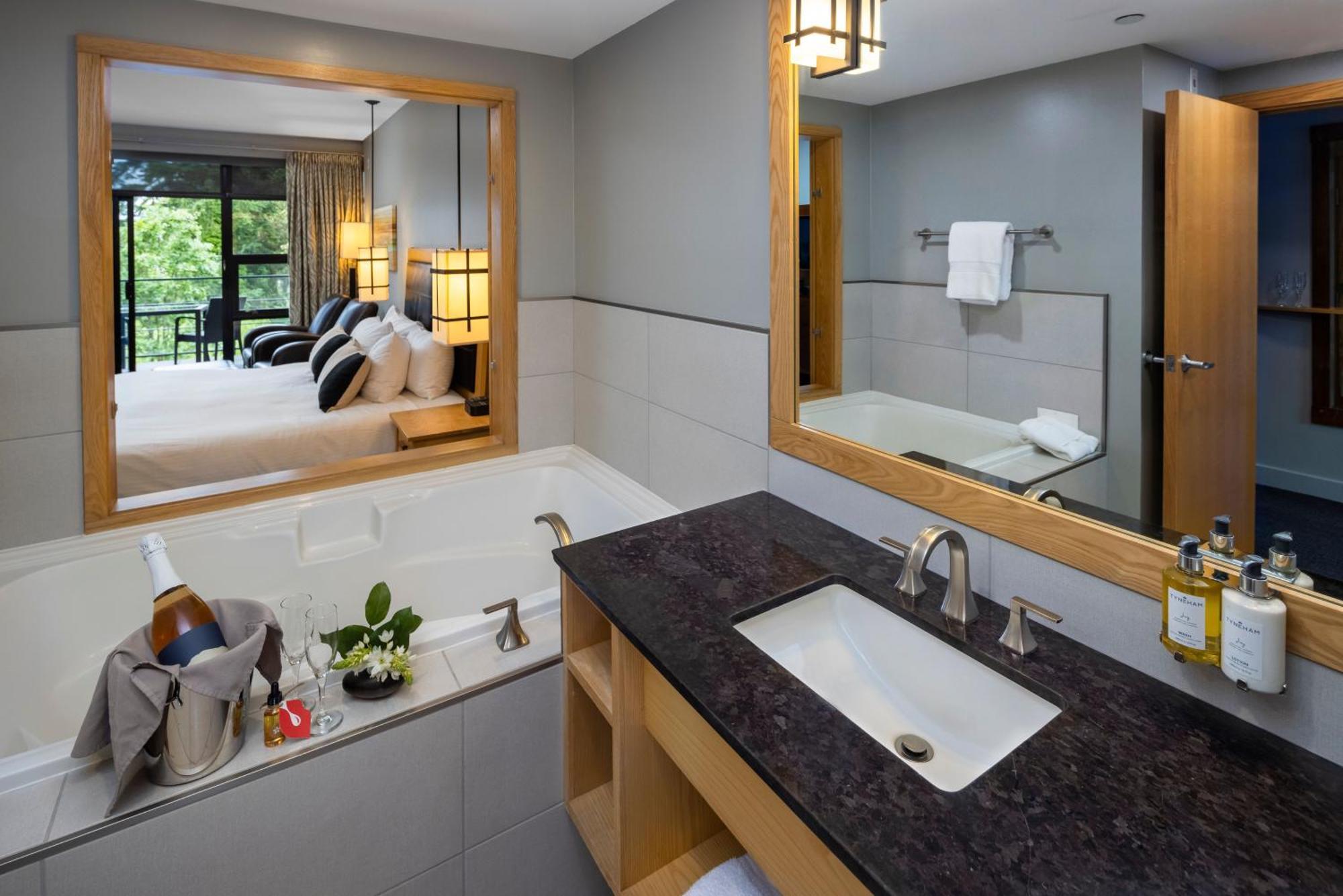 Ocean King Room