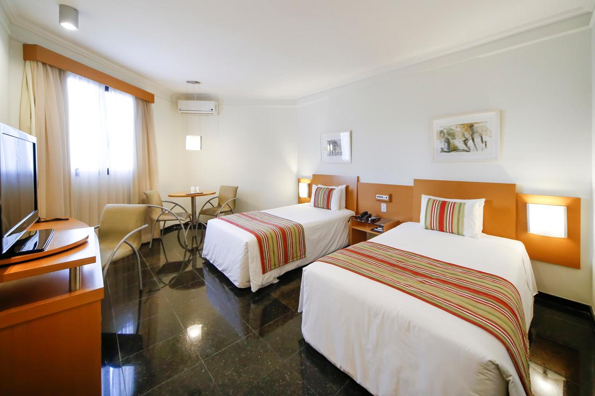 Quarto Superior com 2 Camas de Solteiro