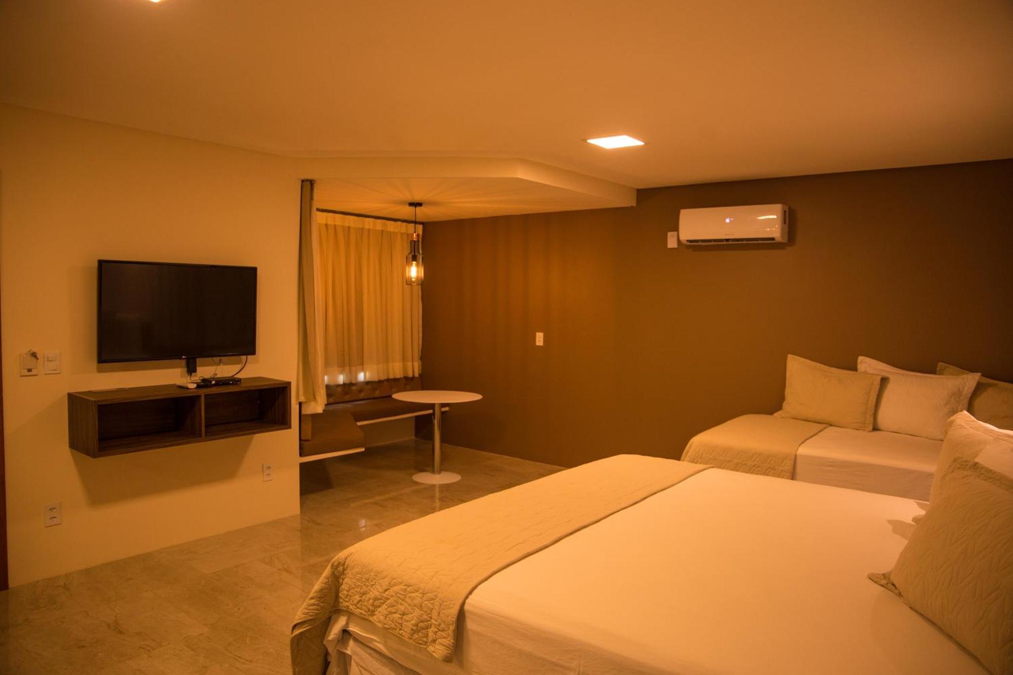 Premium Suite Spa Bath