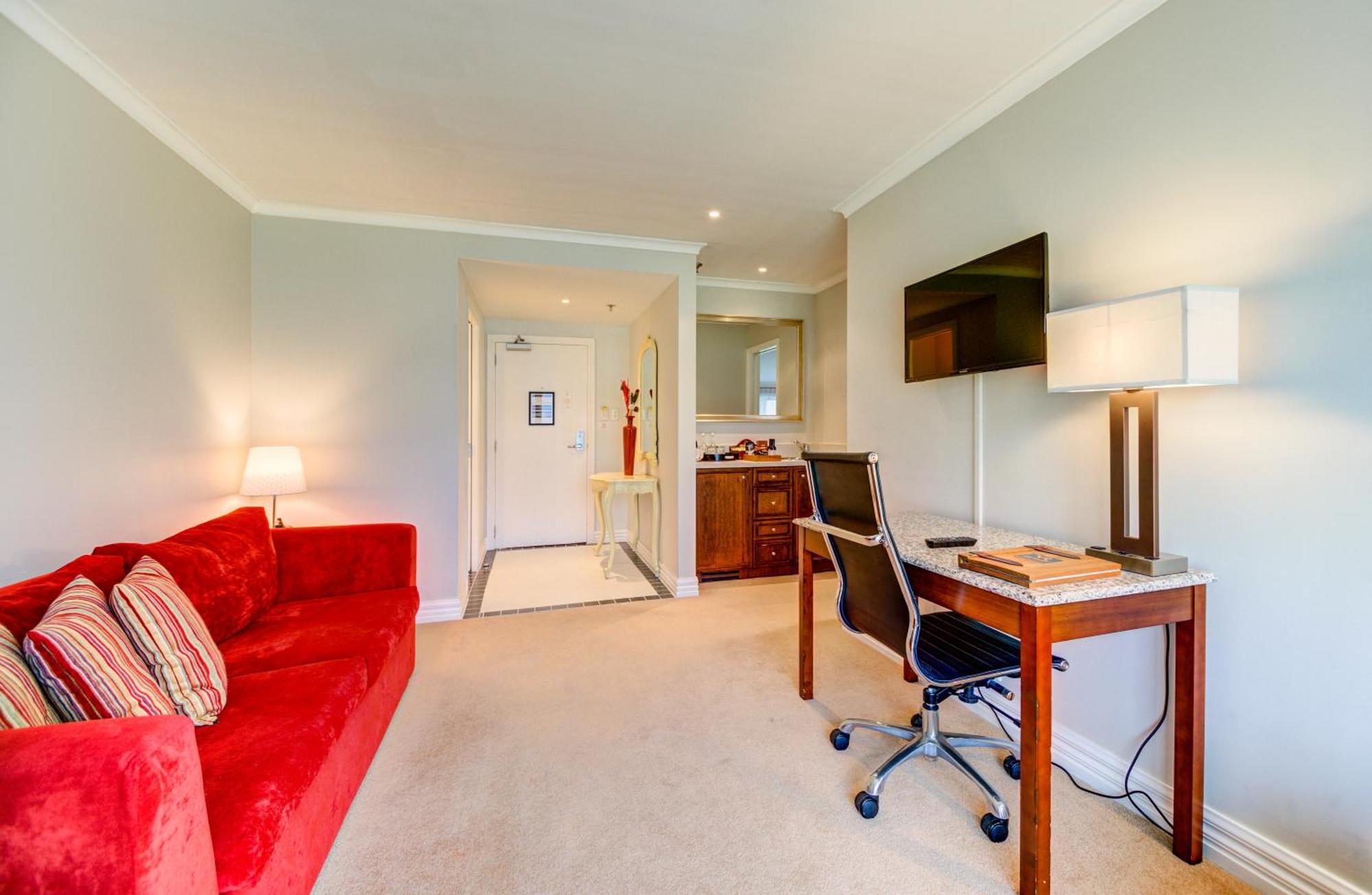 Executive Suite Spa Bath