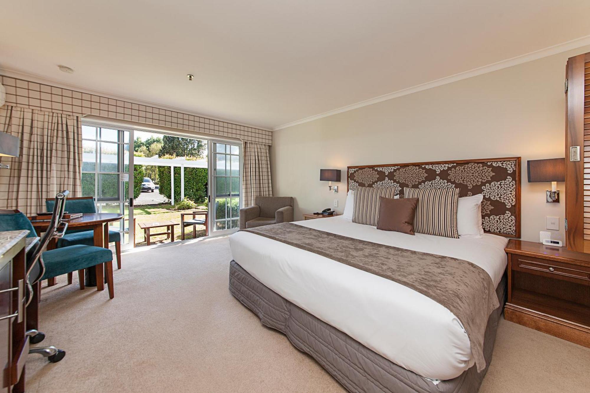 King Room Garden View