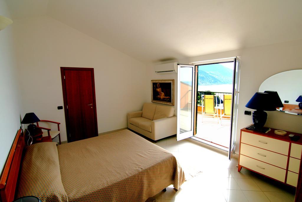 Deluxe Dreibettzimmer