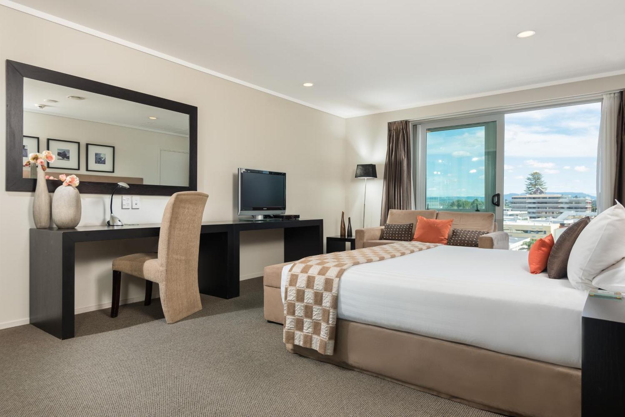 Deluxe King or Twin Room