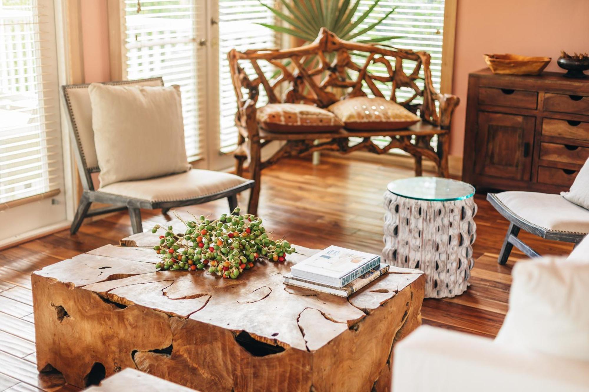 Four Bedroom Ocean View House w or Private Pool