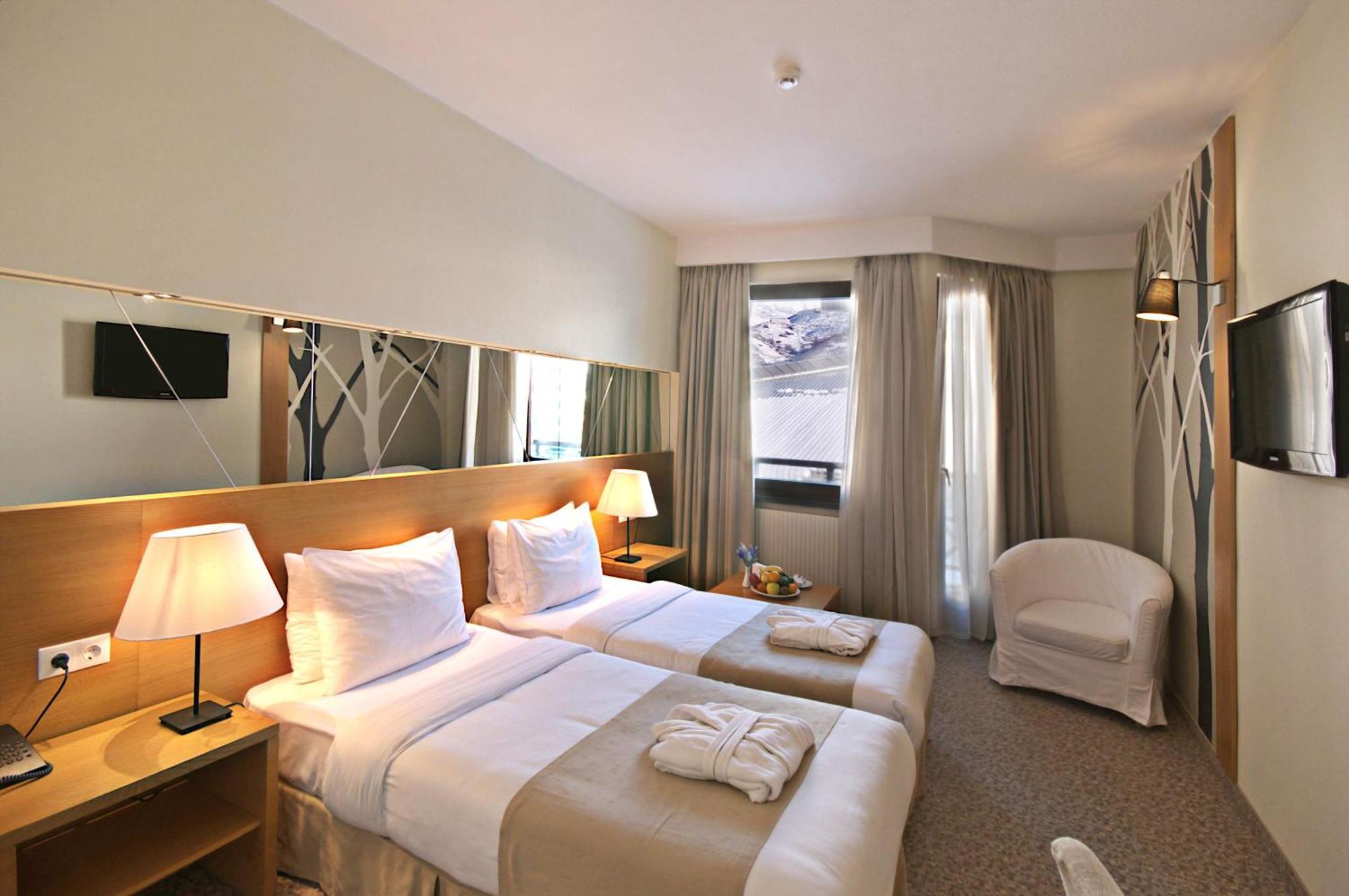 Standard Twin Room,1559147935:JPEG