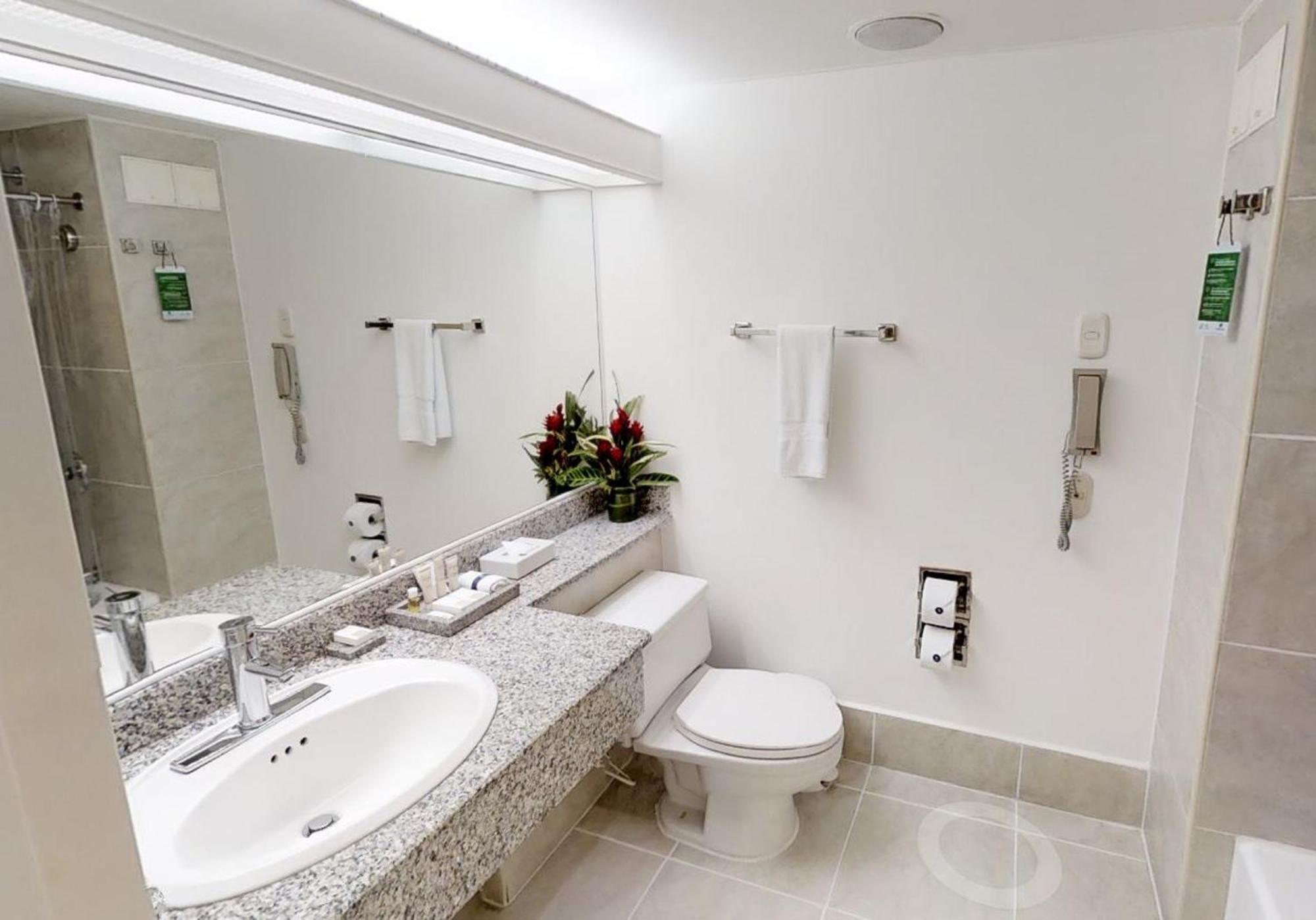 Superior Double or Twin Room,1457292586:JPEG
