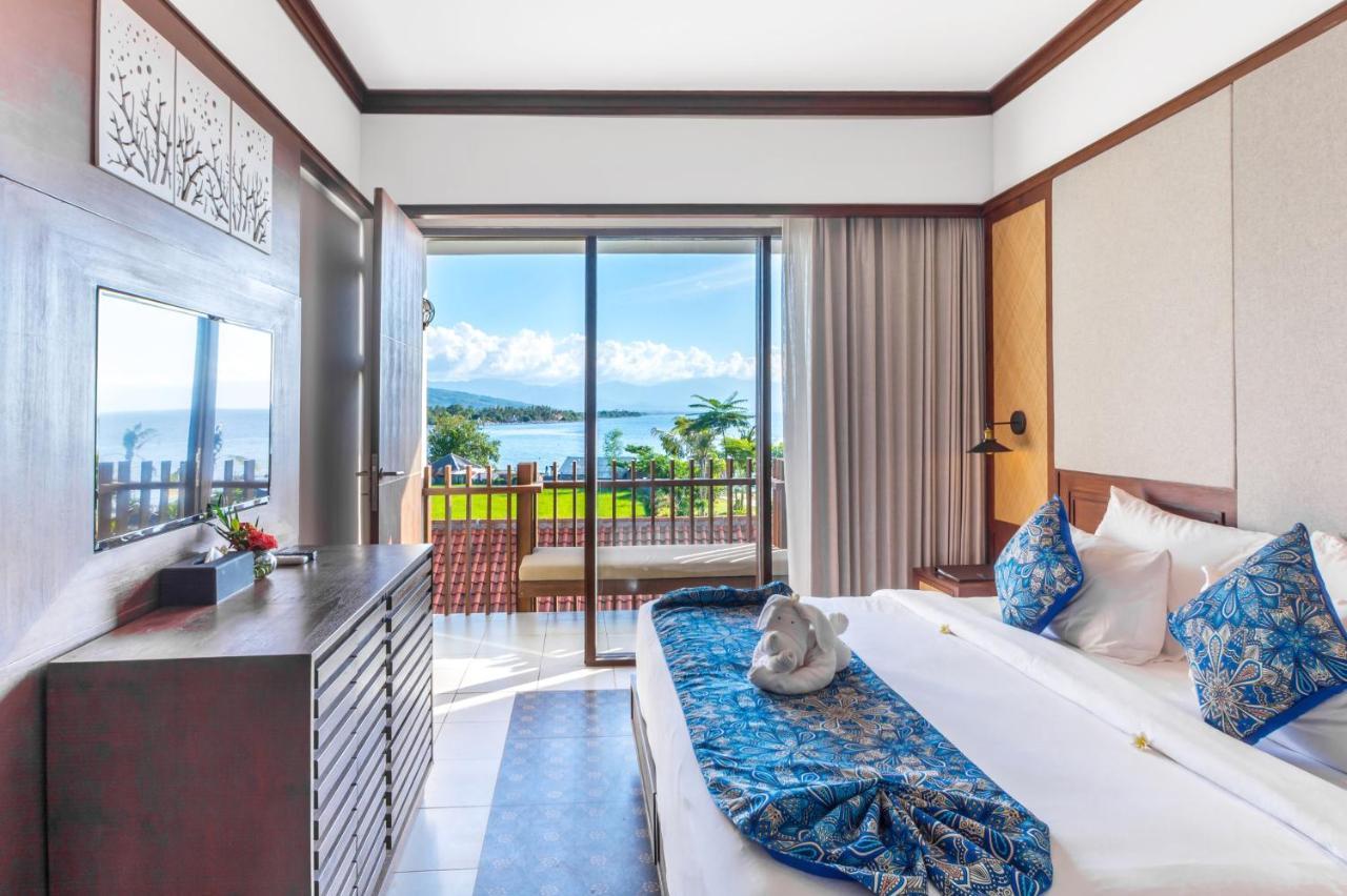 Deluxe Ocean Room with Shuttle Denpasar - Lovina - Denpasar
