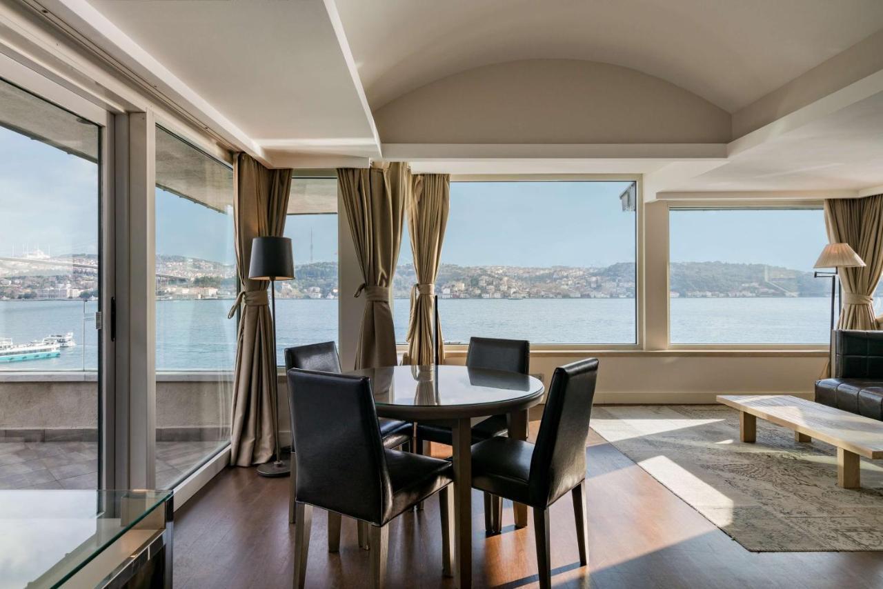 Suite with Terrace and Bosphorus View