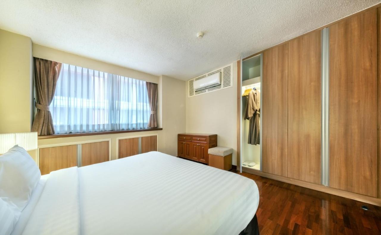 Three-Bedroom Apartment,1237919287:JPEG