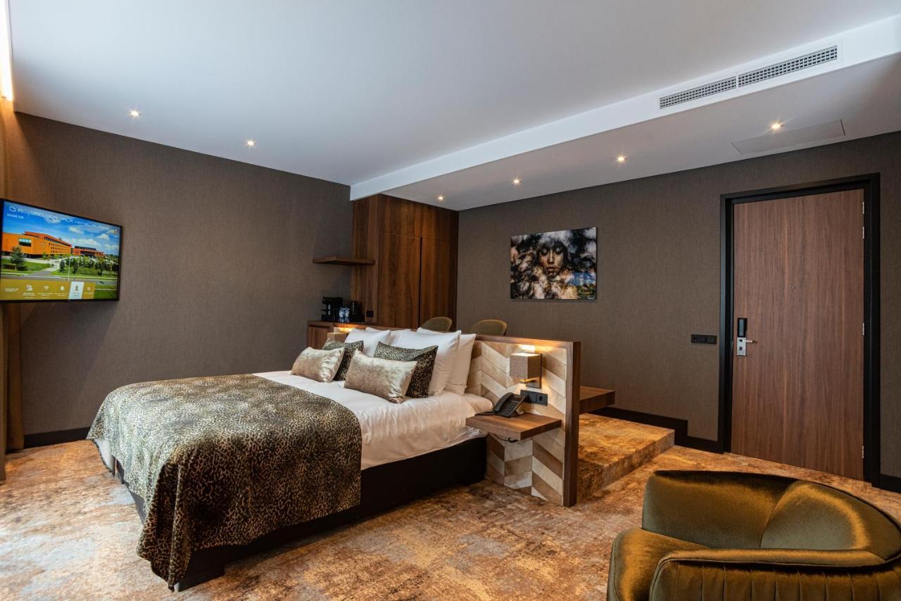 Suite Spa Bath