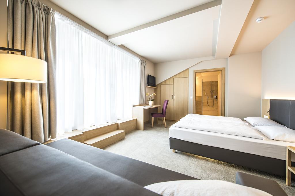 Junior Suite,925849567:JPEG