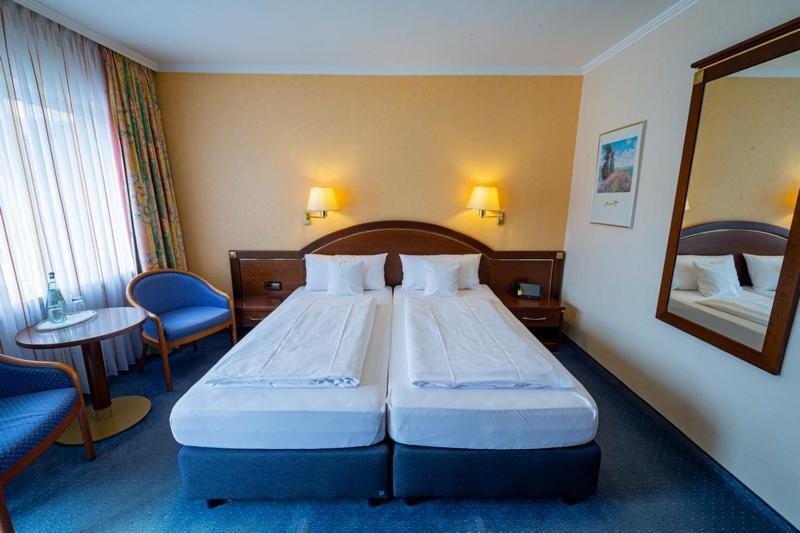 Double Room Balcony not refurbished