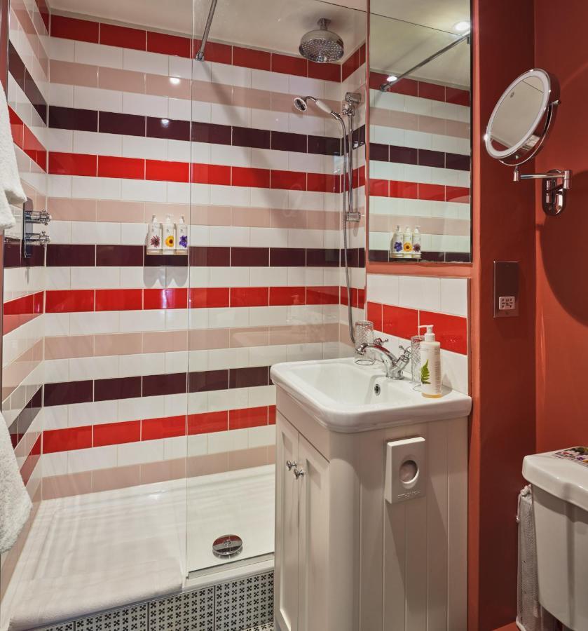 Cosy Double Room - Coach House