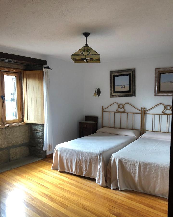 Family Room,1252777471:JPEG