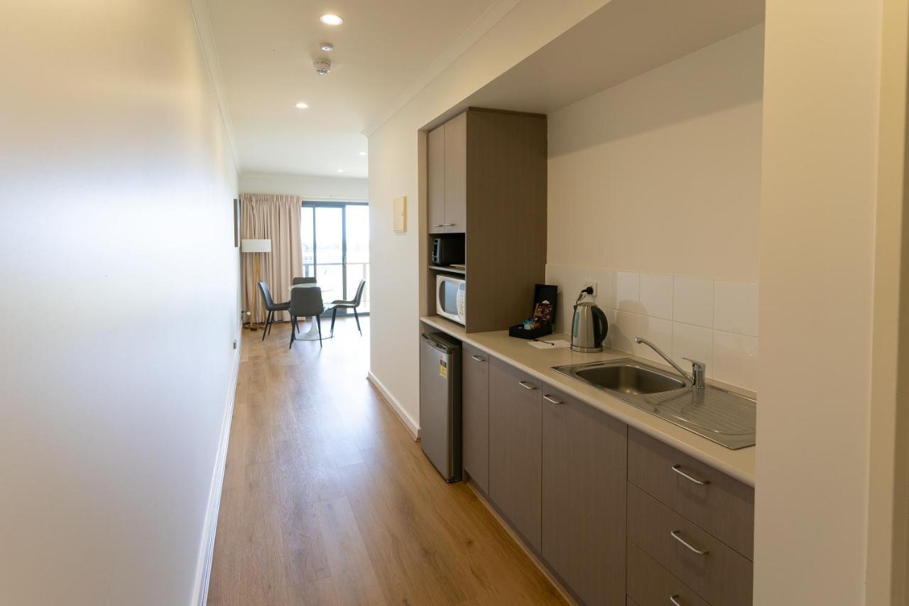 Superior King Suite