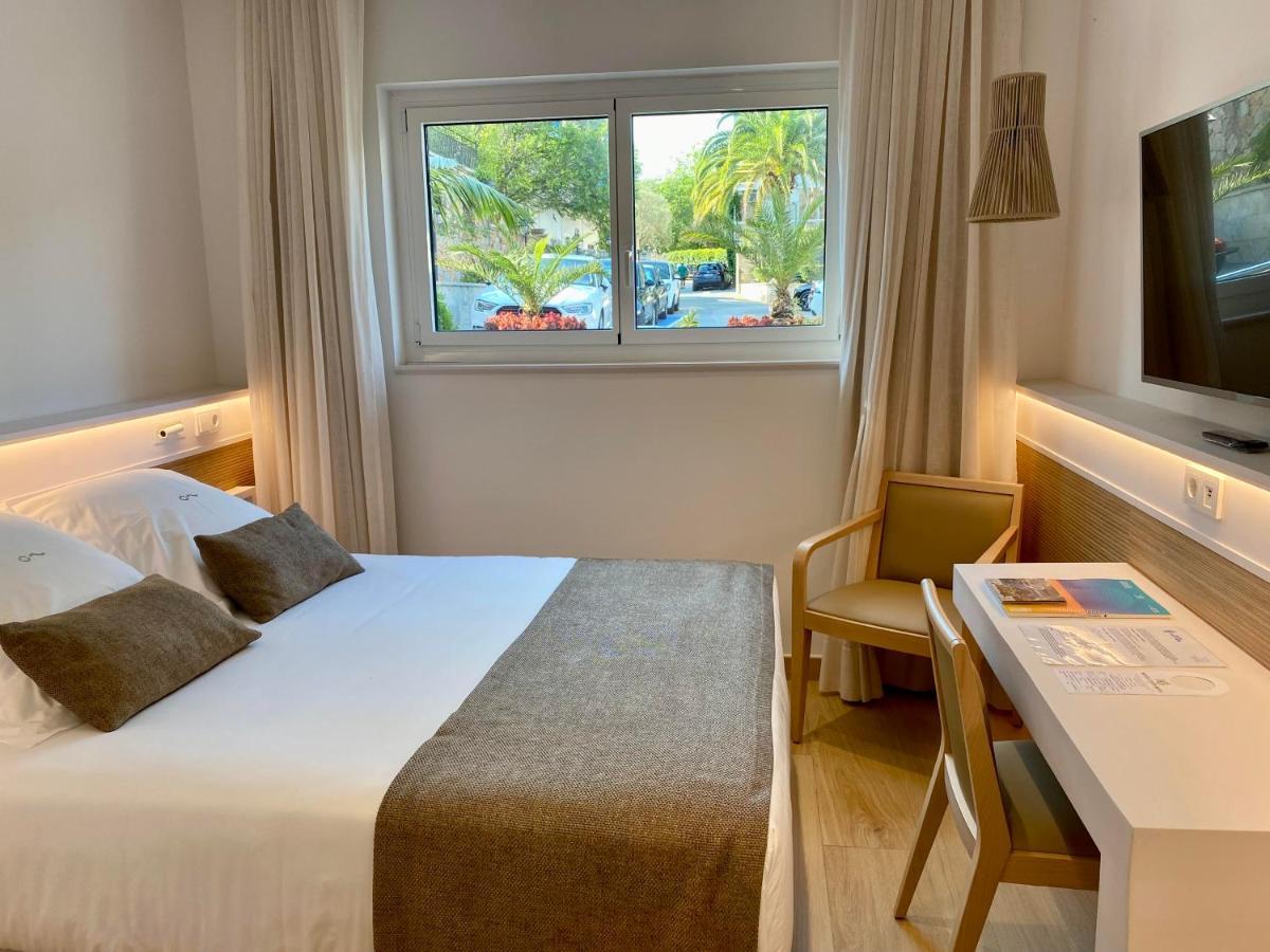 Double Room with Garden View in main floor.