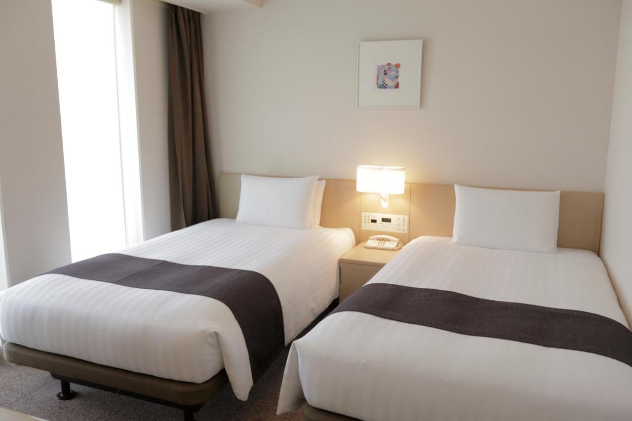 Standard Twin Room with Bay View - Non-Smoking