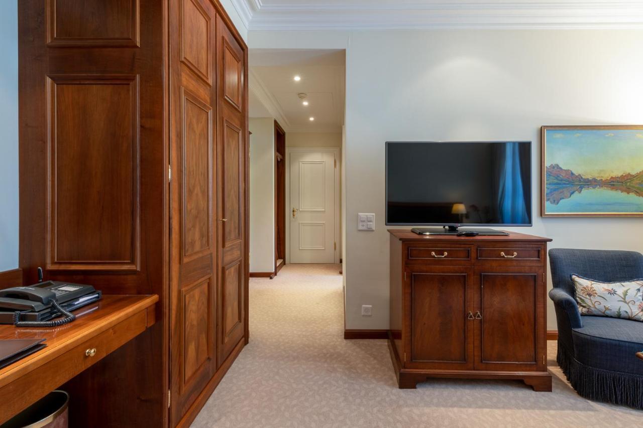 Superior Double or Twin Room Mountain View