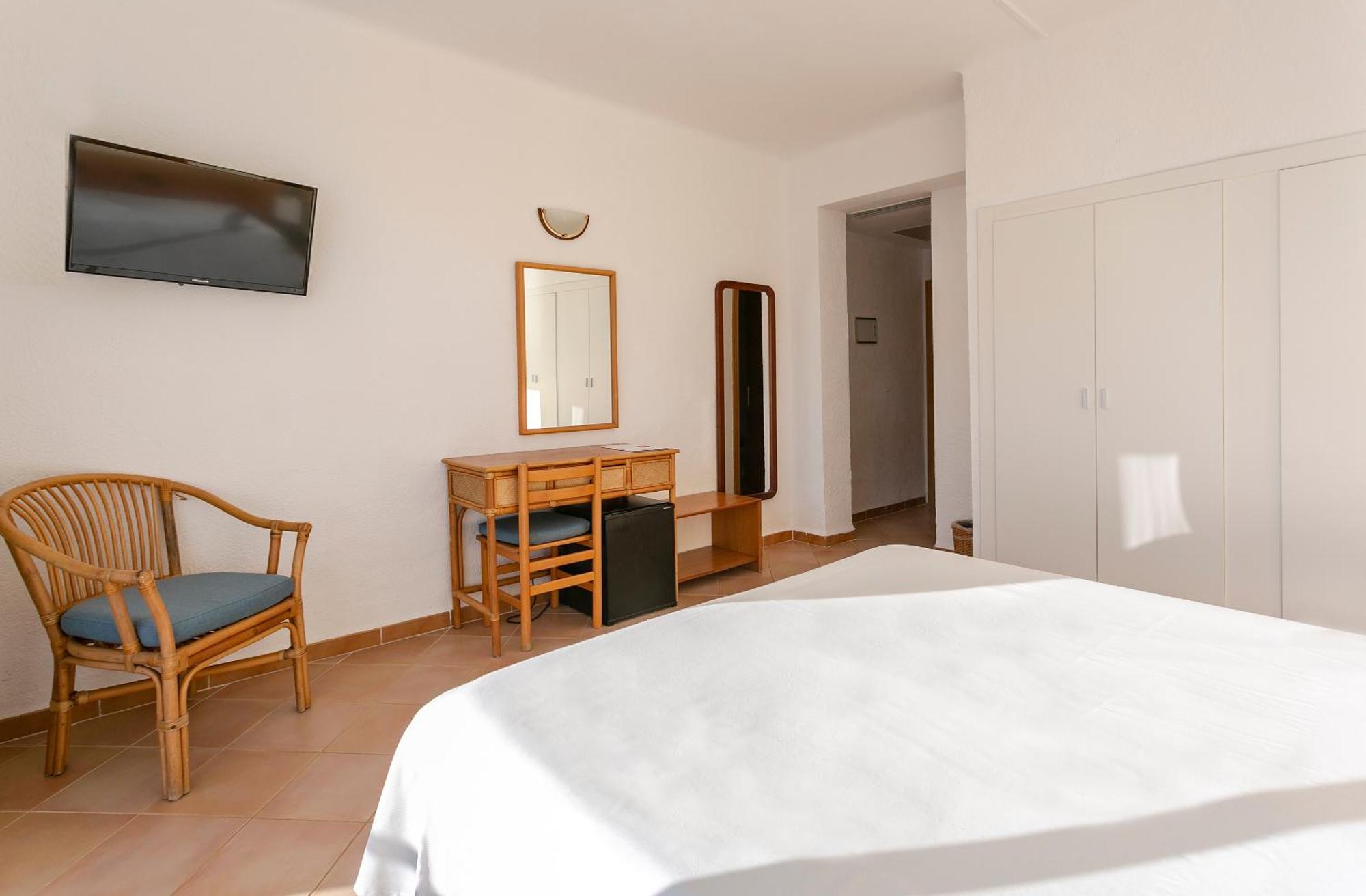 Double Room Partial Sea View