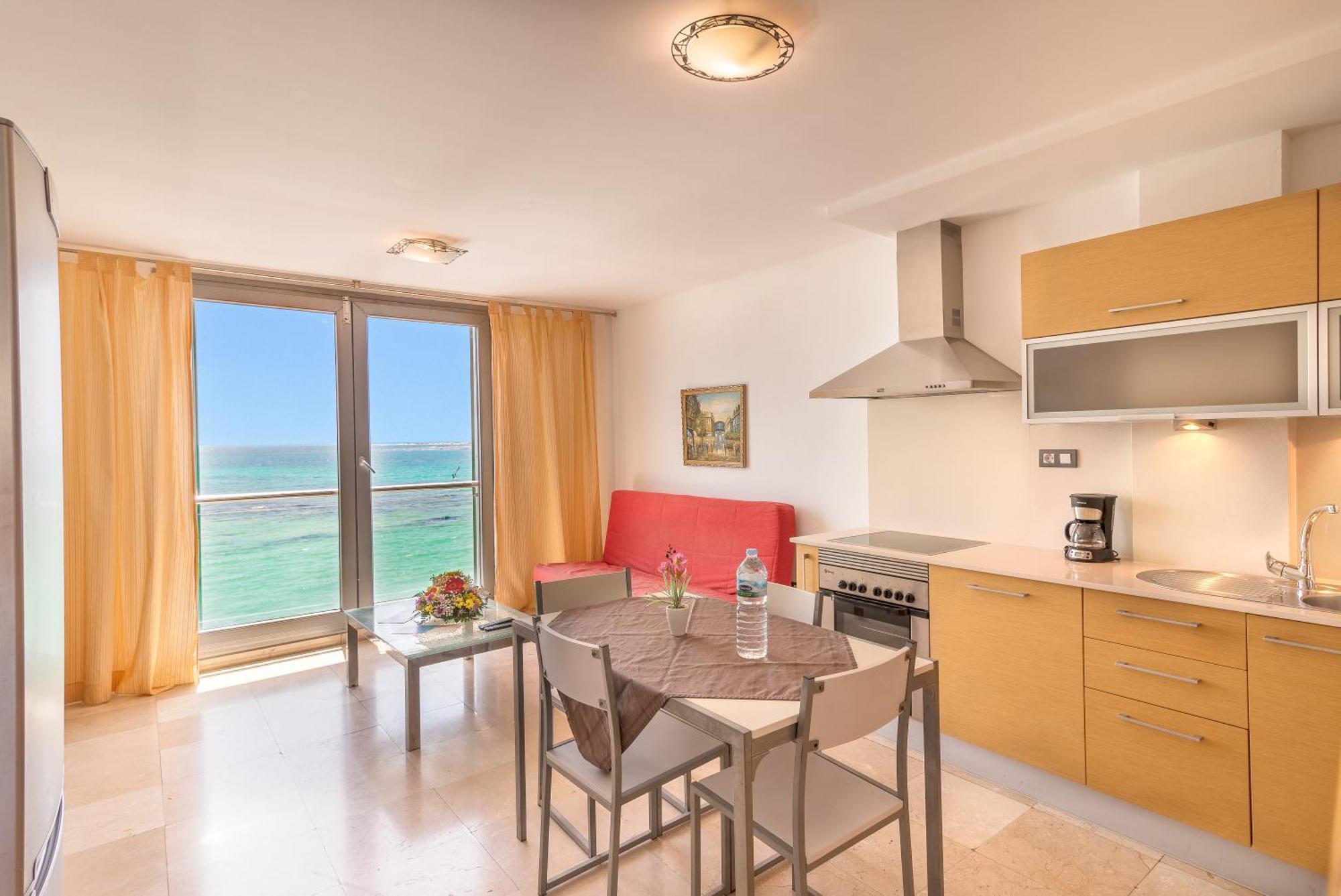 Superior Apartment Sea View,1272516100:JPEG
