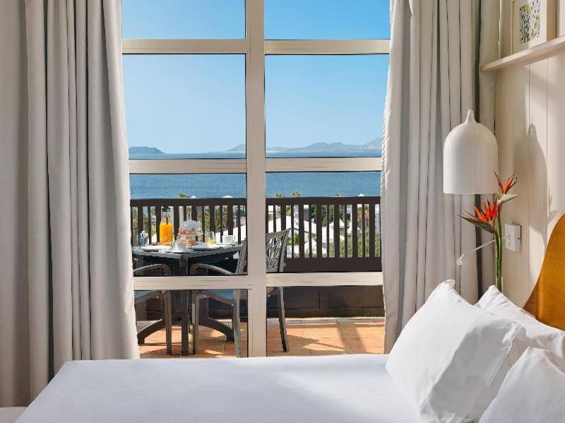 Double or Twin Room Sea View,1272563716:JPEG