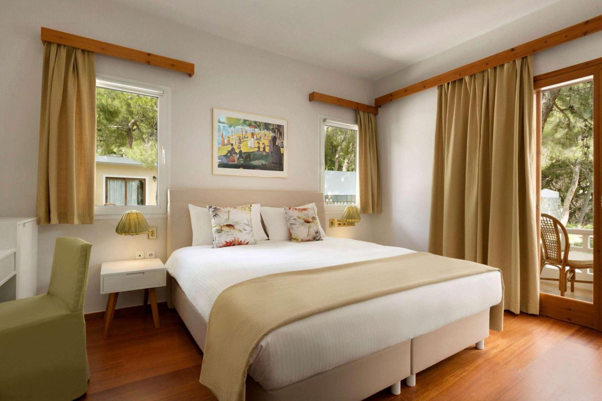 Executive One-Bedroom Junior Suite Garden View