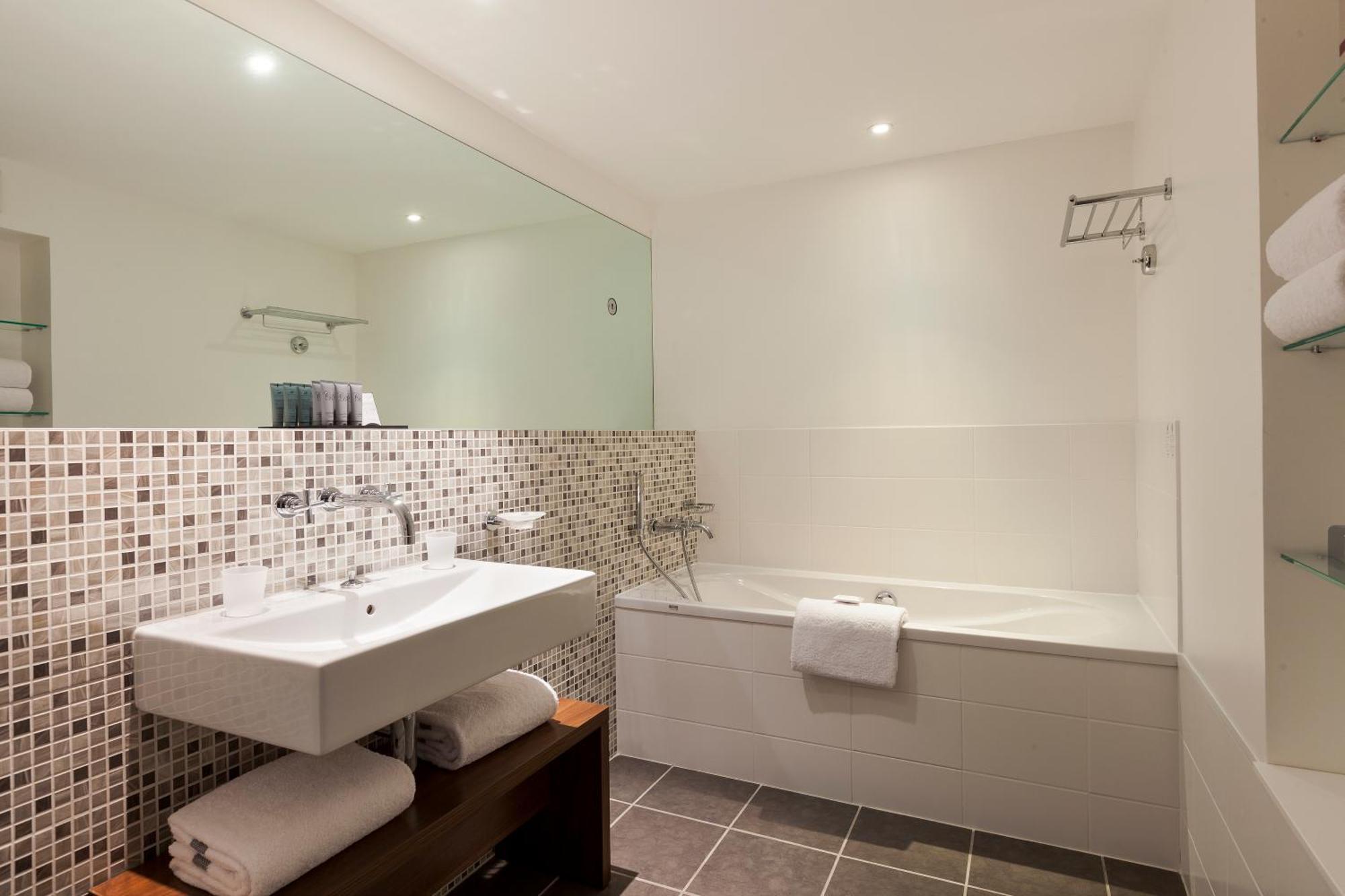 Junior Suite Tourisme Residency,1539051712:JPEG